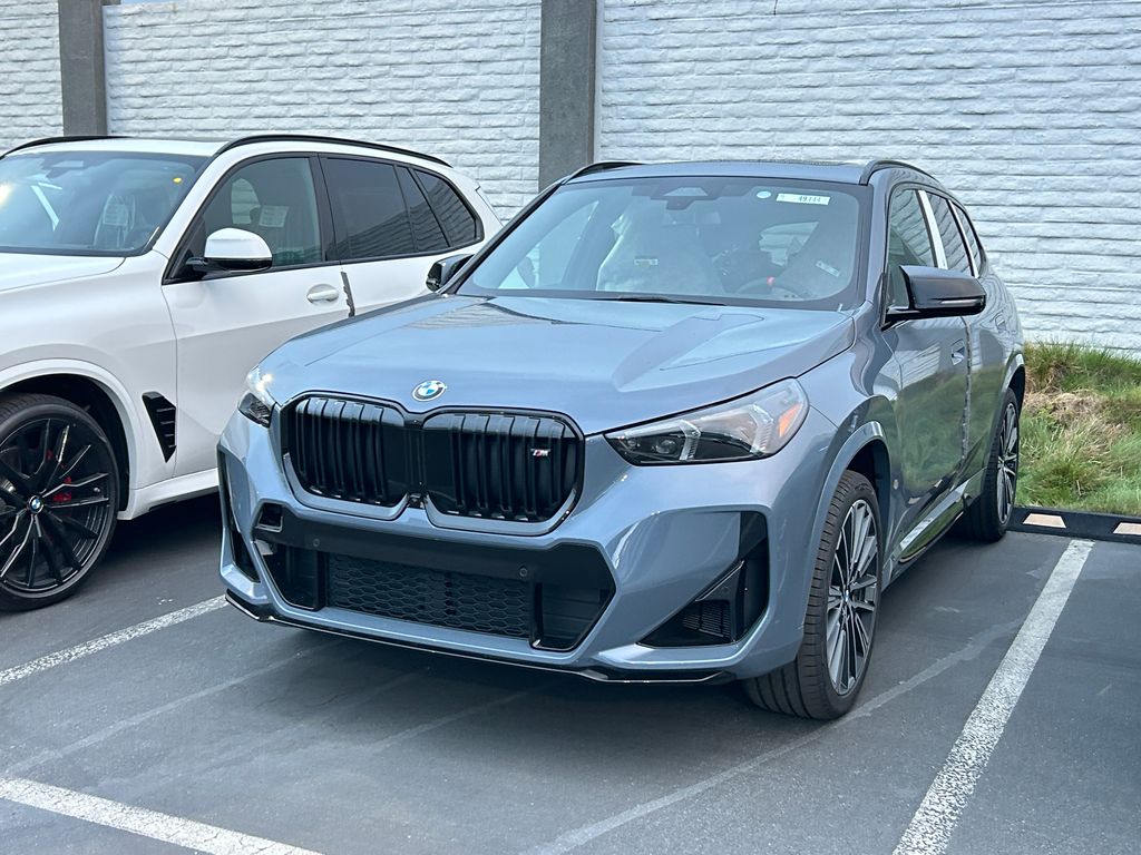 Thumbnail: 2026 BMW X1 - 2
