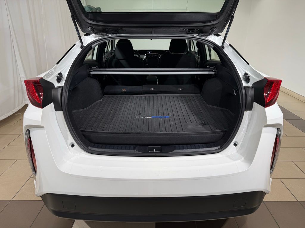 Thumbnail: 2021 Toyota Prius Prime - 13