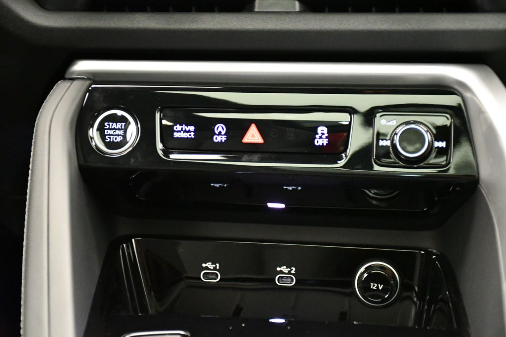 Thumbnail: 2025 Audi Q5 - 27