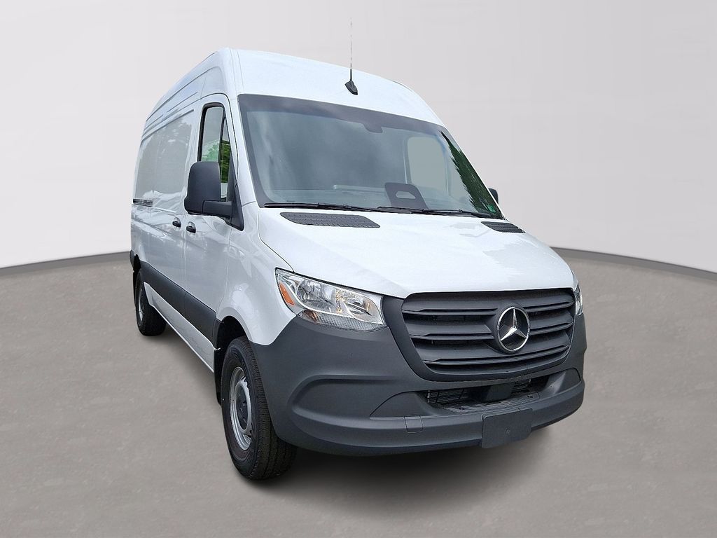 Thumbnail: 2025 Mercedes-Benz Sprinter - 2