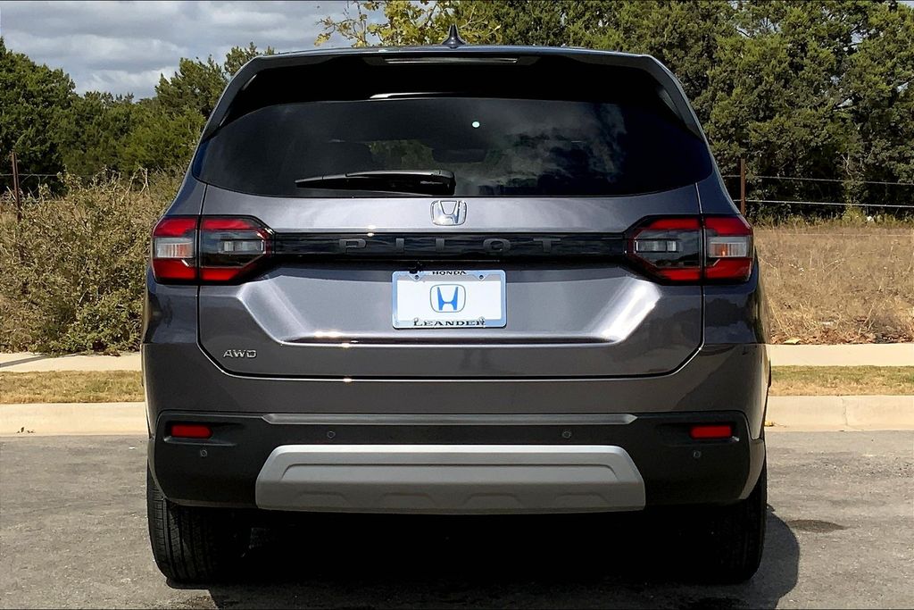 2025 Honda Pilot EX-L 4