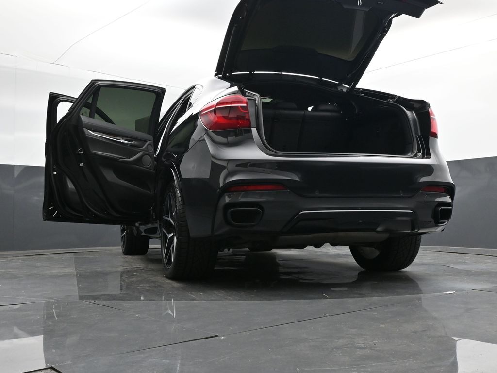 2018 BMW X6 xDrive50i