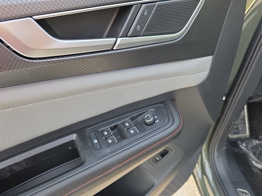 2026 Volkswagen Atlas 2.0T Peak Edition Green at Sutliff Volkswagen