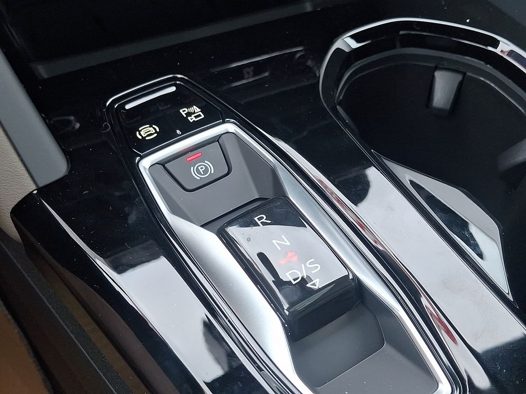 Thumbnail: 2026 Audi Q5 - 12