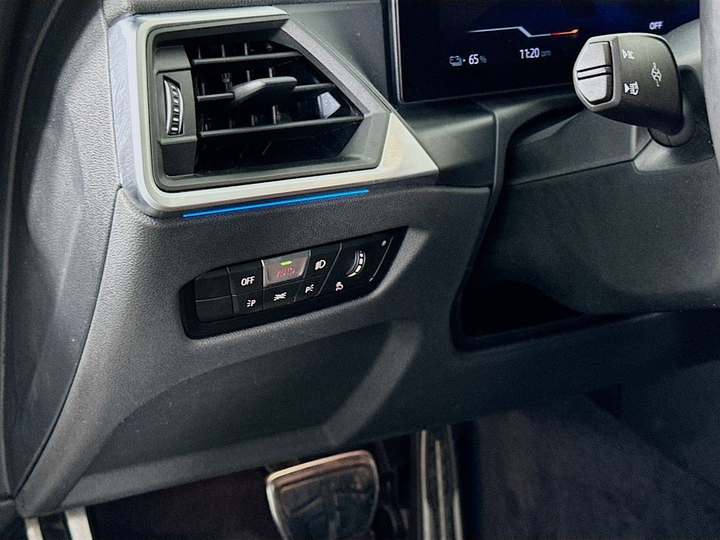 Thumbnail: 2023 BMW i4 - 10