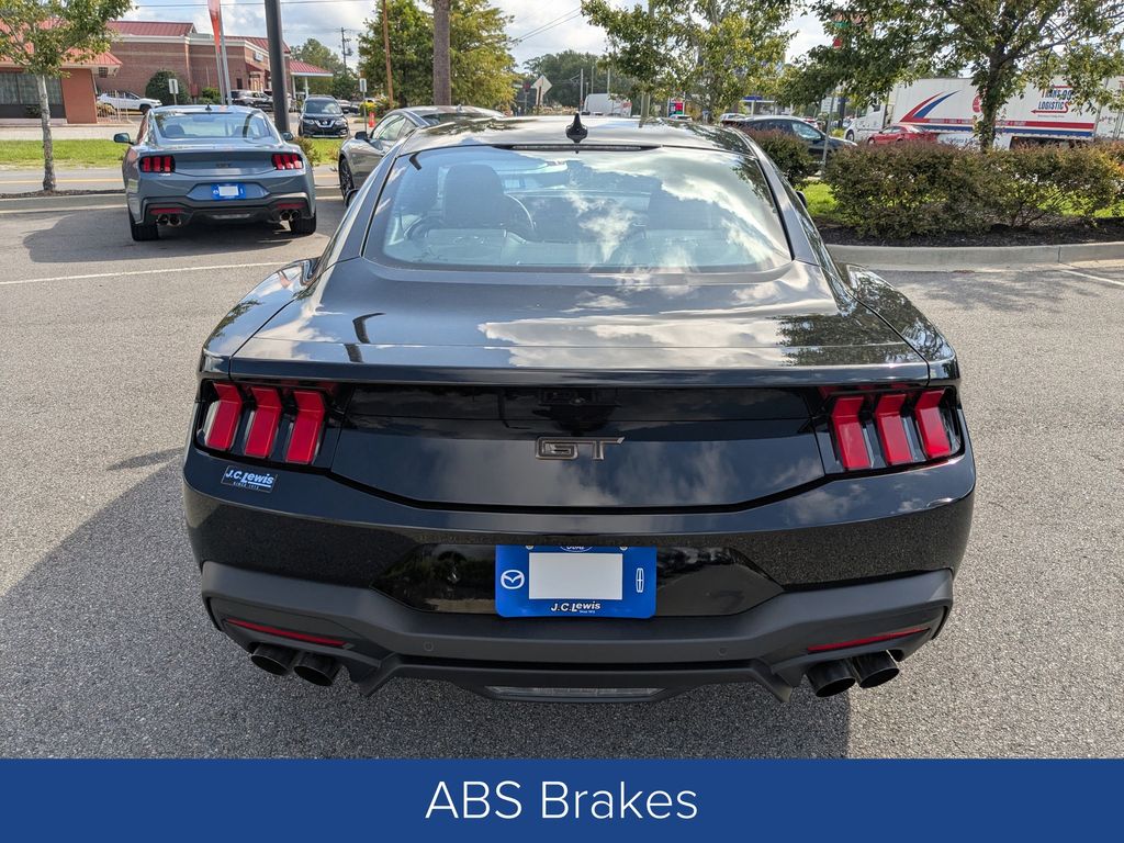 2025 Ford Mustang GT Premium Fastback