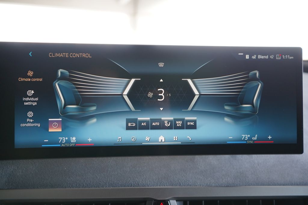 Thumbnail: 2026 BMW iX - 18