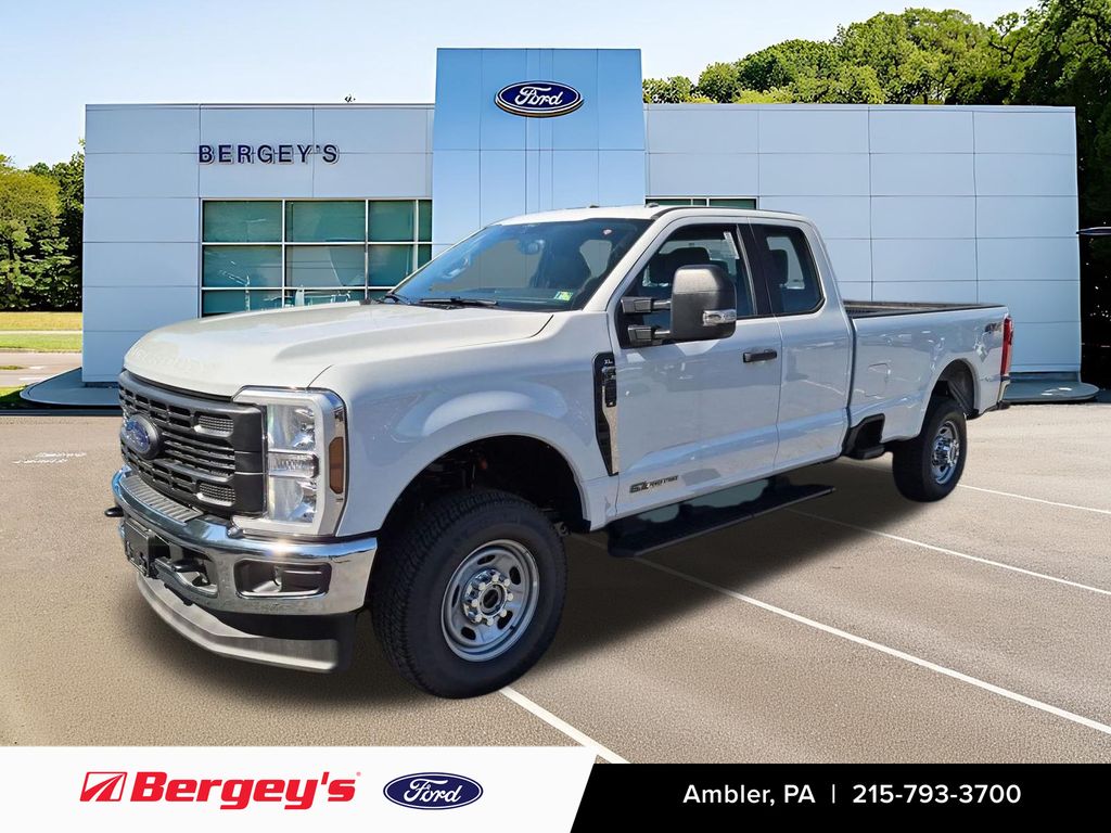 Oxford White 2026 Ford F-250 Super Duty Pickup Truck Four-Wheel Drive Automatic