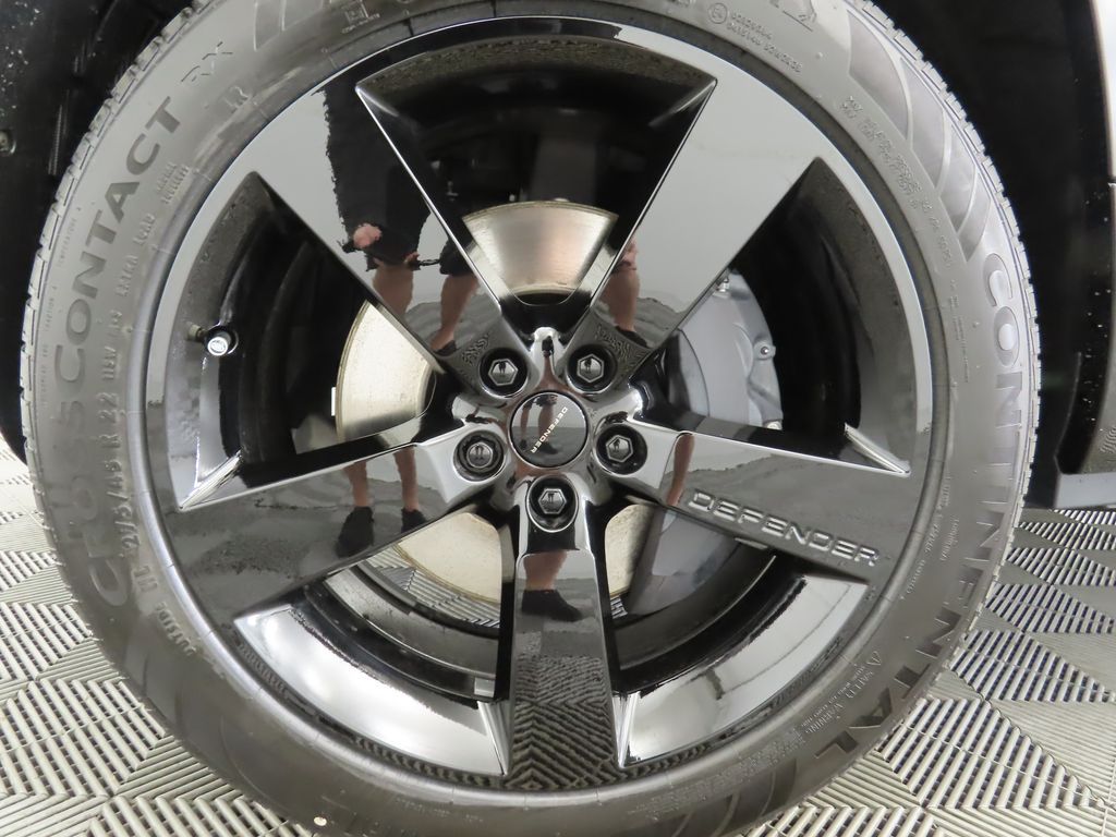 Thumbnail: 2026 Land Rover Defender - 30