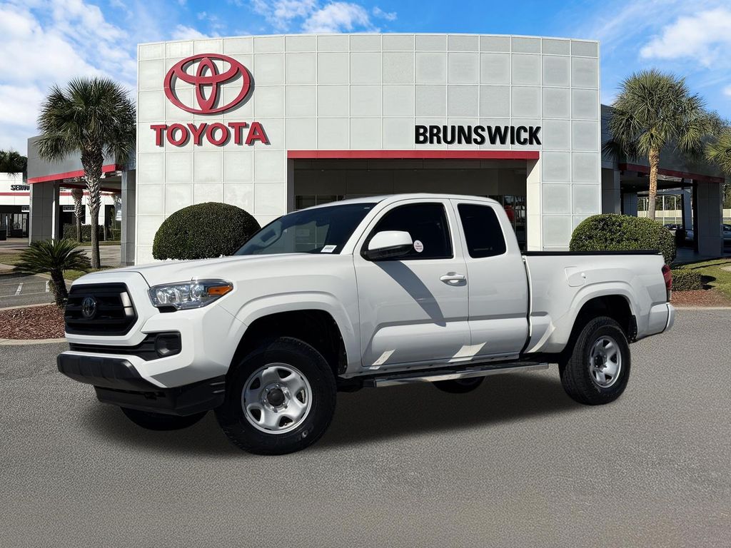  2021 Toyota Tacoma SR I4 Access Cab 4WD   