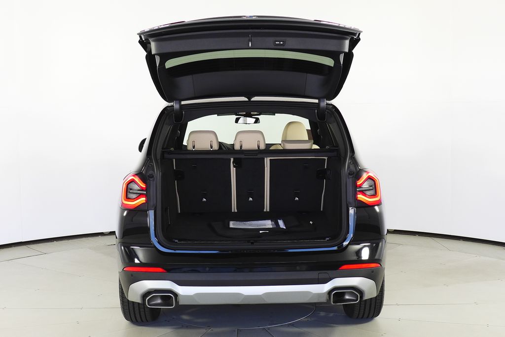 Thumbnail: 2023 BMW X3 - 10