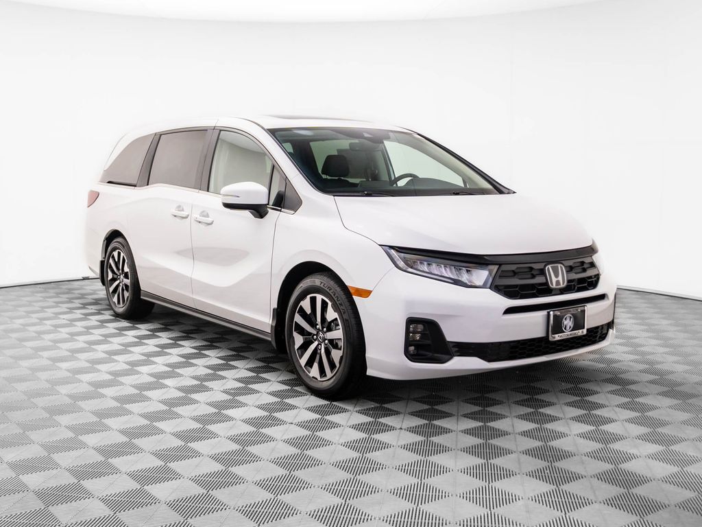 2026 Honda Odyssey EX-L - Photo 8