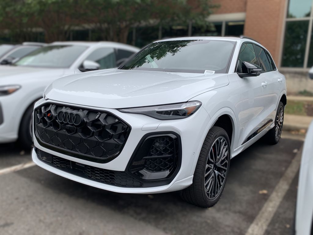 Thumbnail: 2025 Audi SQ5 - 3