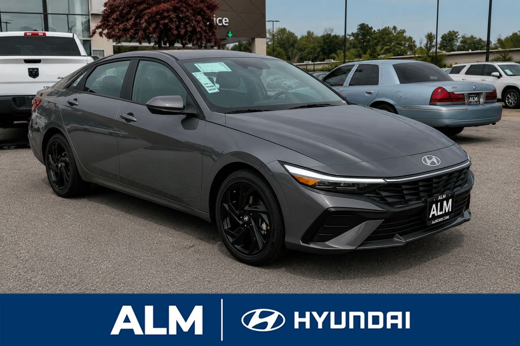 New 2026 Gray Hyundai SEL Sport image 4
