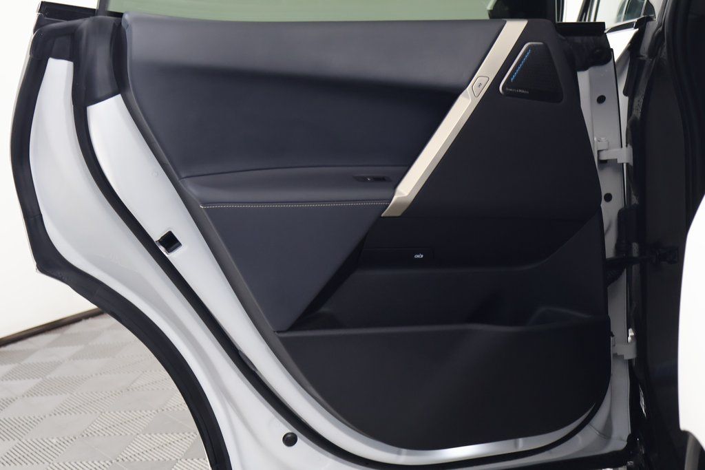 Thumbnail: 2024 BMW iX - 13