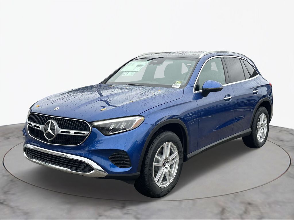 2025 Mercedes-Benz GLC 300 5