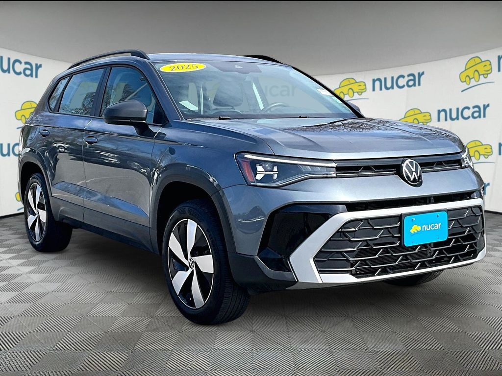 2025 Volkswagen Taos — photo 1