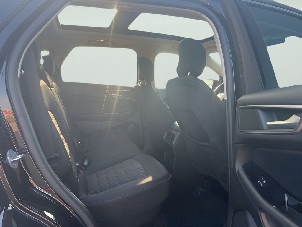 2017 Ford Edge