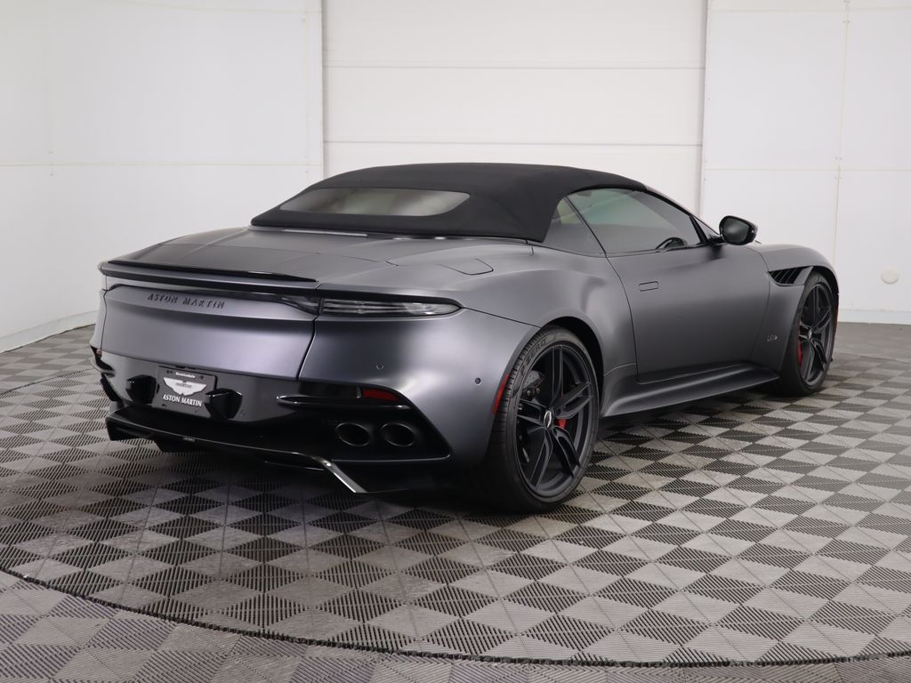 2020 Aston Martin DBS Superleggera 13