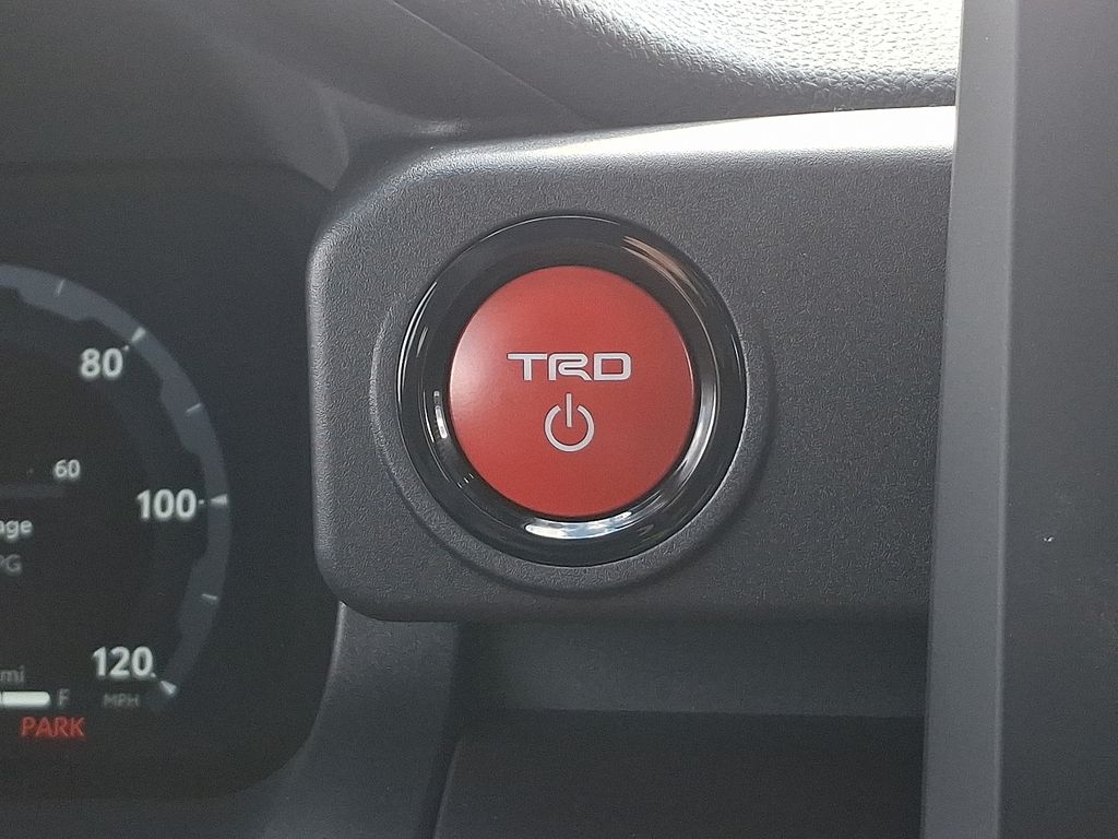 Thumbnail: 2025 Toyota 4Runner - 24