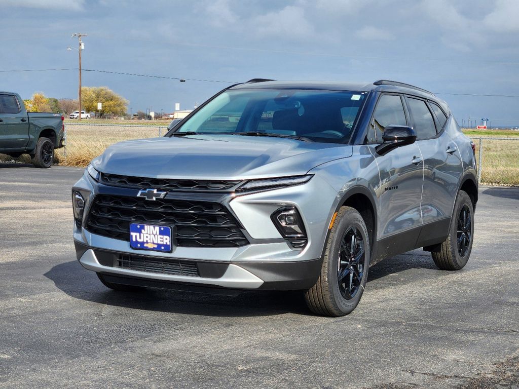 2025 Chevrolet Blazer LT 2