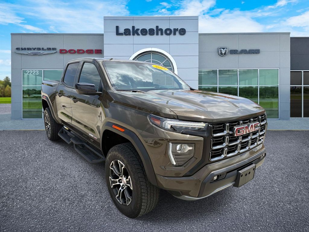 2023 GMC Canyon AT4 Crew Cab 4WD