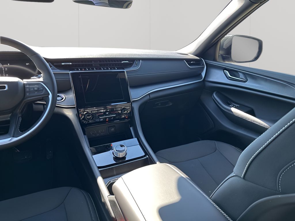 New Car 2025 Jeep Grand Cherokee L  For Sale Under $50,000 In Austin, Texas