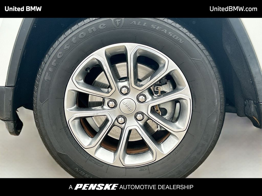 Thumbnail: 2015 Jeep Grand Cherokee - 2