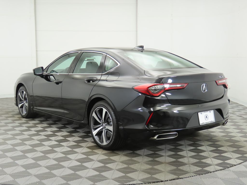 2025 Acura TLX Technology 8