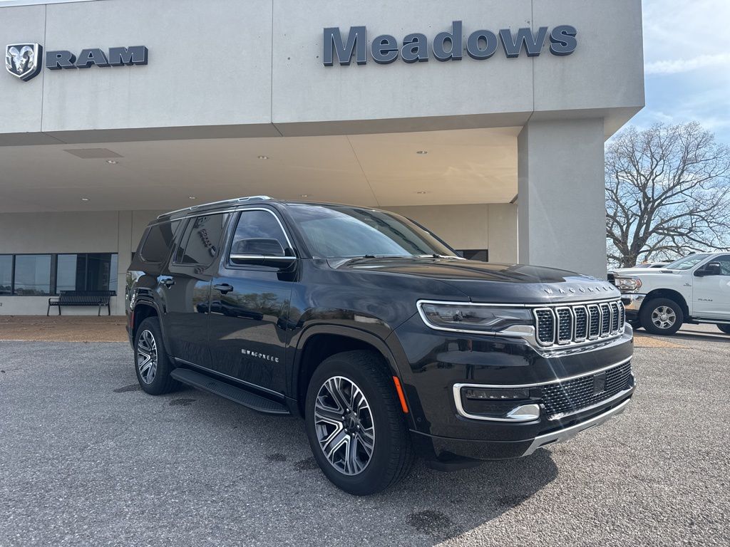 Diamond Black Crystal Pearlcoat 2025 Jeep Wagoneer Series II 4WD SUV / Crossover Four-Wheel Drive 8-Speed Automatic