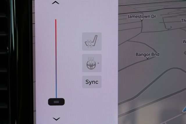 Used Car 2024 Chrysler Pacifica Hybrid  Select For Sale Under $30,000 In Austin, Texas