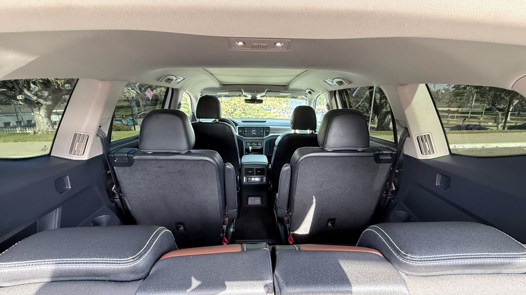 Used 2021 Volkswagen Atlas SEL Premium 4D Sport Utility