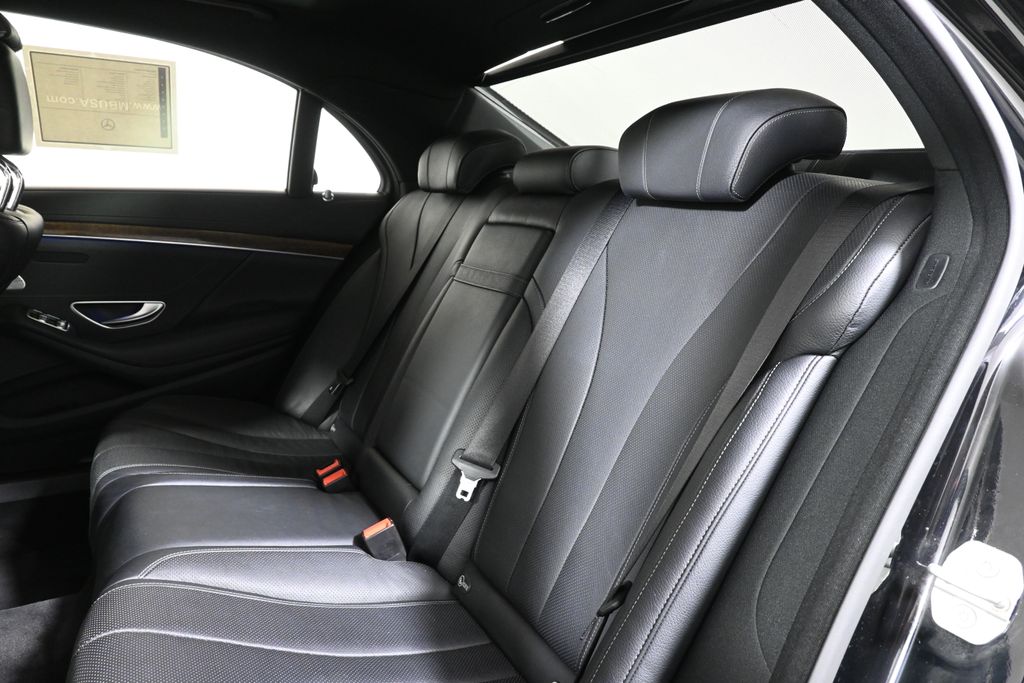 Thumbnail: 2015 Mercedes-Benz S-Class - 4
