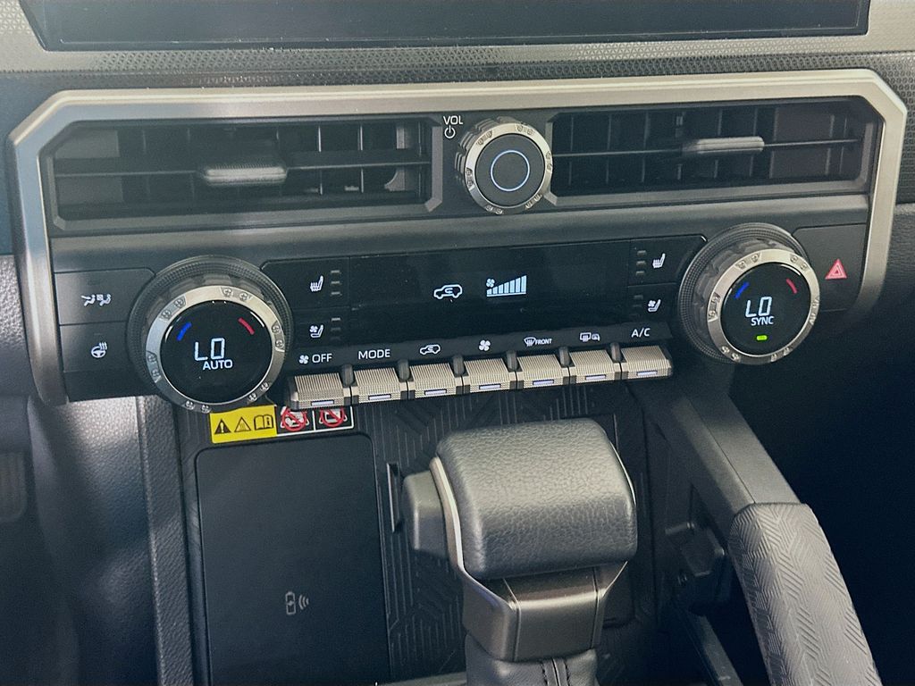 Thumbnail: 2025 Toyota 4Runner - 16