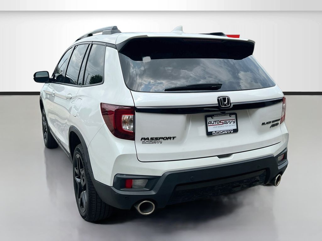 Used 2024 White Honda Black Edition image 5