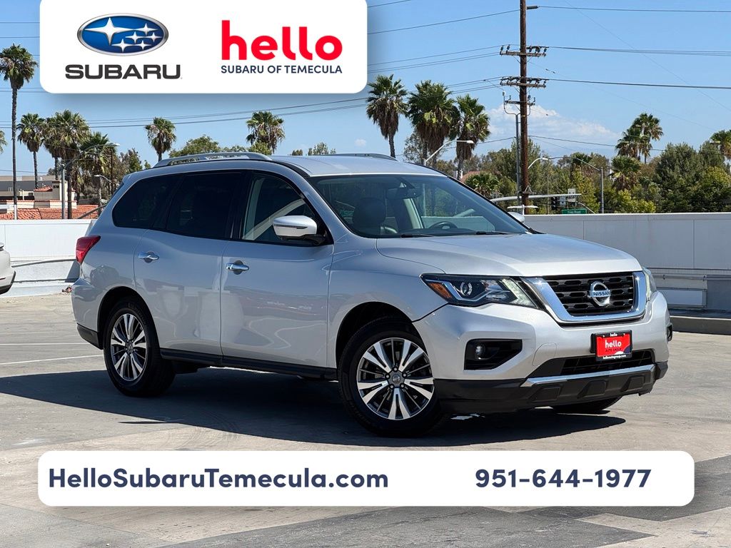 Brilliant Silver Metallic 2019 Nissan Pathfinder SUV / Crossover Front-Wheel Drive Continuously Variable Transmission