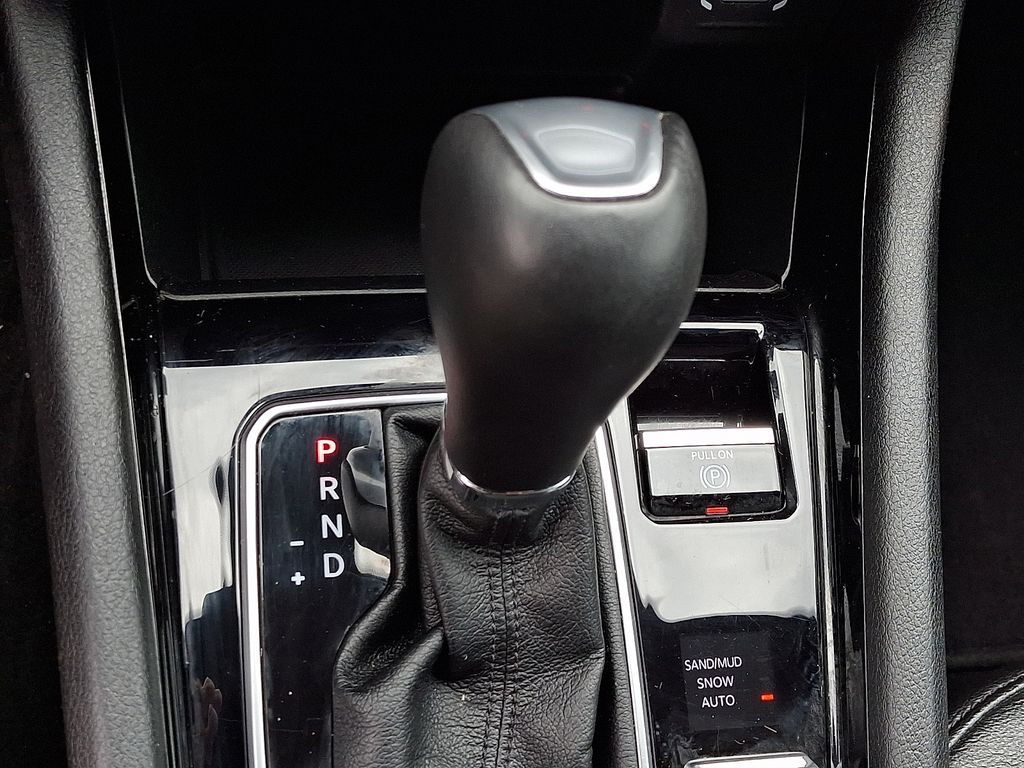 2025 Jeep Compass Limited White at Audi Porsche Sewickley