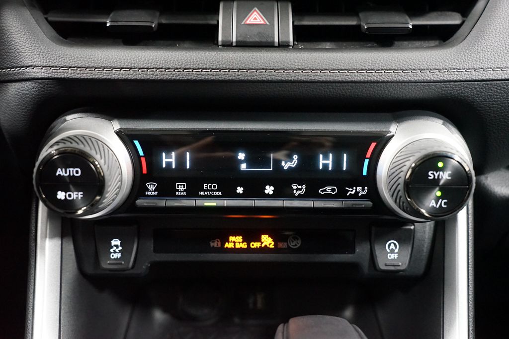 Thumbnail: 2023 Toyota RAV4 - 20