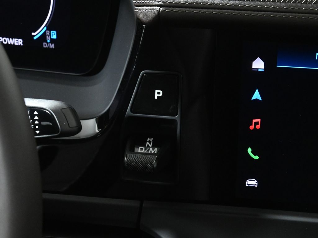 Thumbnail: 2026 Porsche Panamera - 24