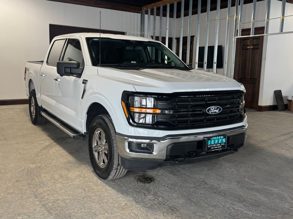 View vehicle photo 3