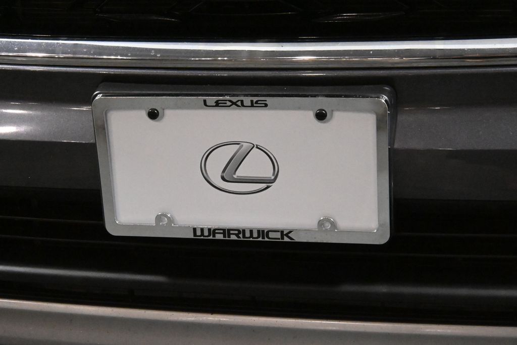 Thumbnail: 2021 Toyota Highlander - 15