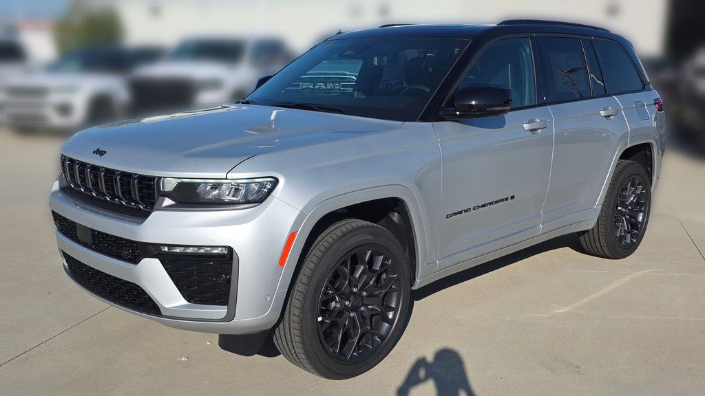 2026 Jeep Grand Cherokee Summit