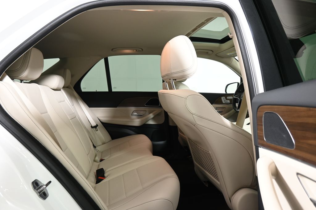 Thumbnail: 2025 Mercedes-Benz GLE - 26