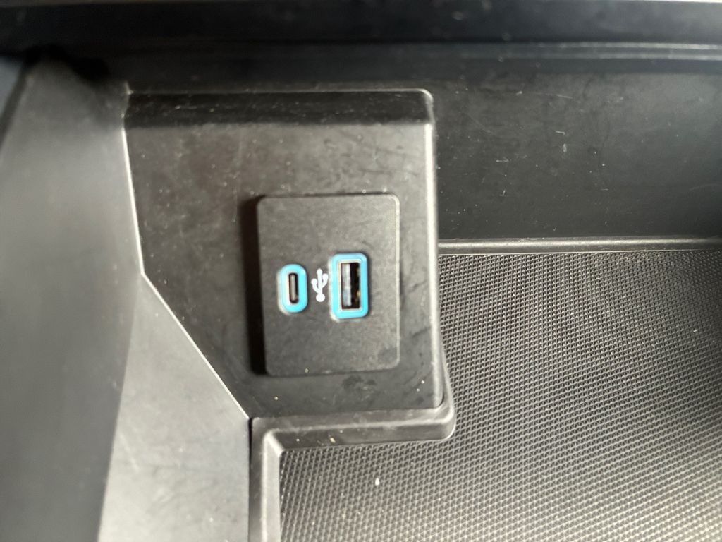 Used Car 2022 Ford F-150  Lariat For Sale Under $40,000 In Austin, Texas