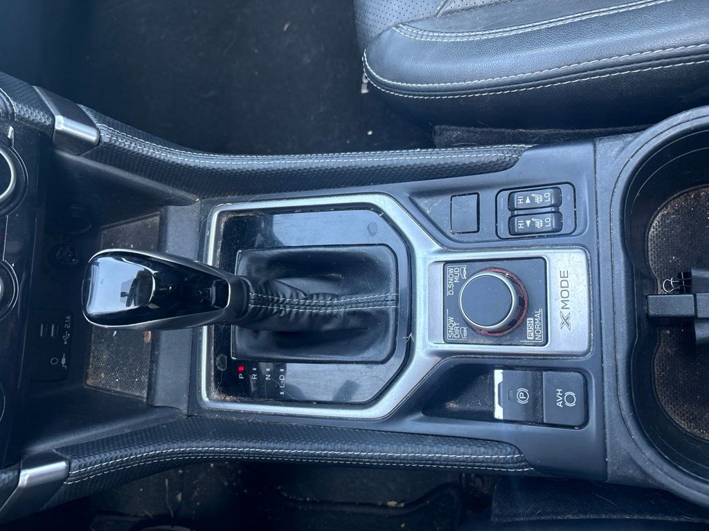 Used 2020 Silver Subaru Limited image 20