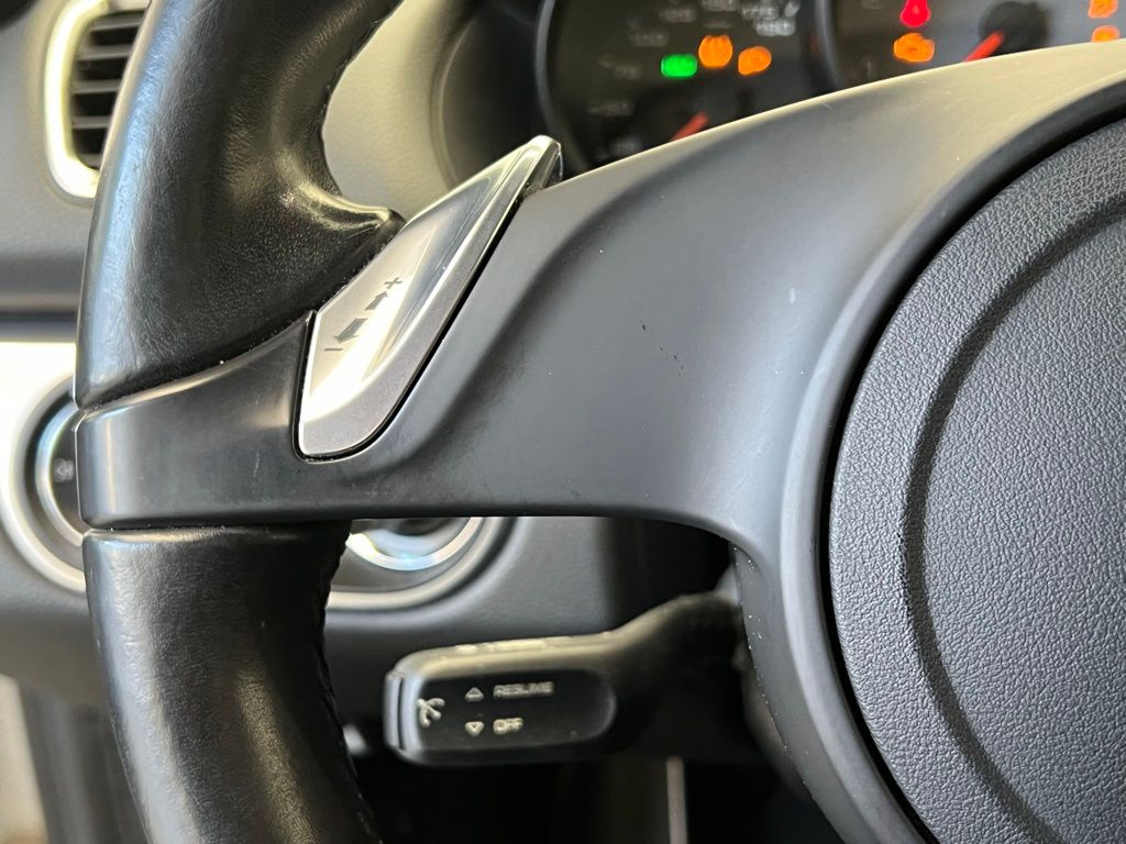 Thumbnail: 2015 Porsche Boxster - 8