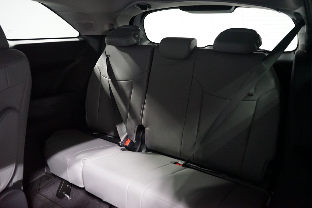 Thumbnail: 2025 Toyota Sienna - 32