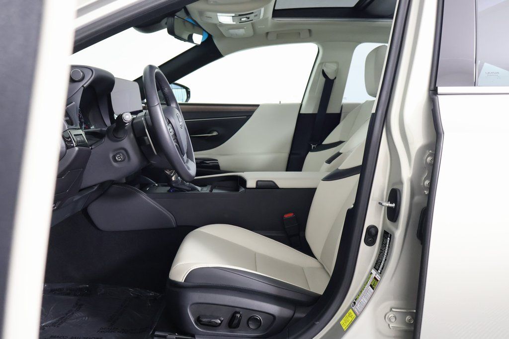 2025 Lexus ES 350 10