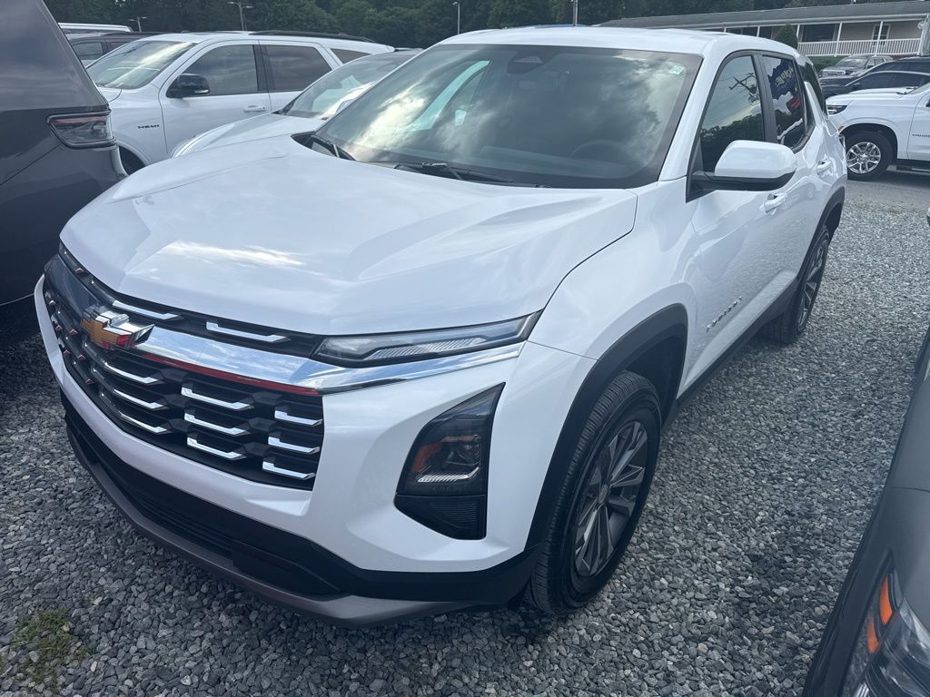2026 Chevrolet Equinox LT 1.5T's photo