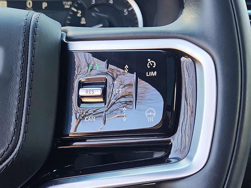 Thumbnail: 2023 Land Rover Range Rover Velar - 23